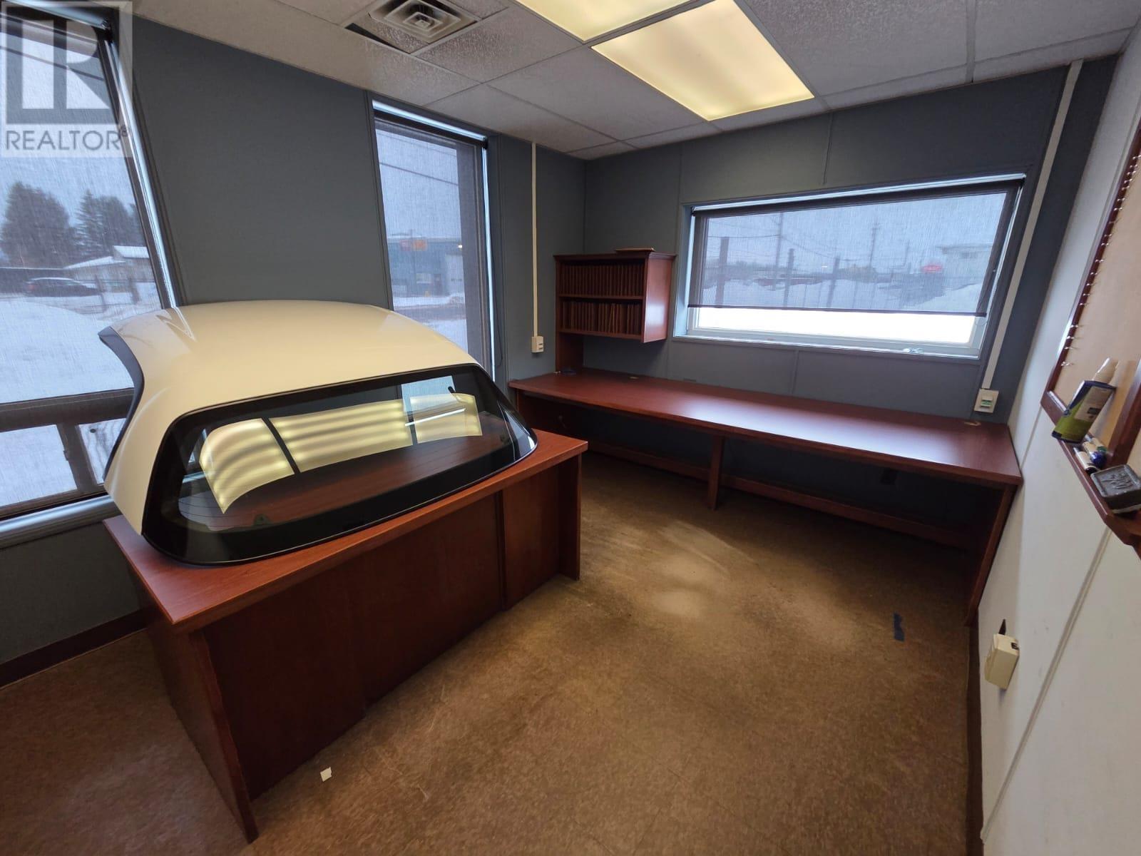 905 Commerce St S, Thunder Bay, Ontario  P7E 6E8 - Photo 15 - TB2600518