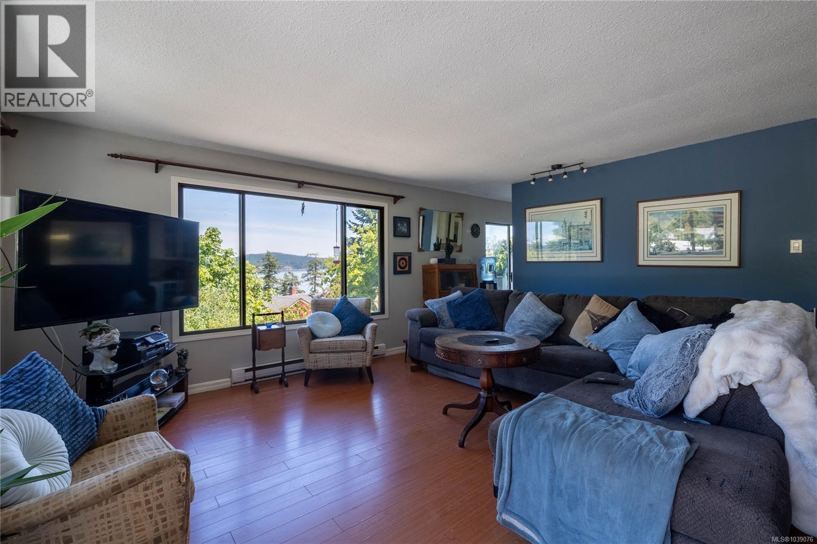 307 Maliview Dr, Salt Spring, British Columbia  V8K 1B1 - Photo 4 - 1039076