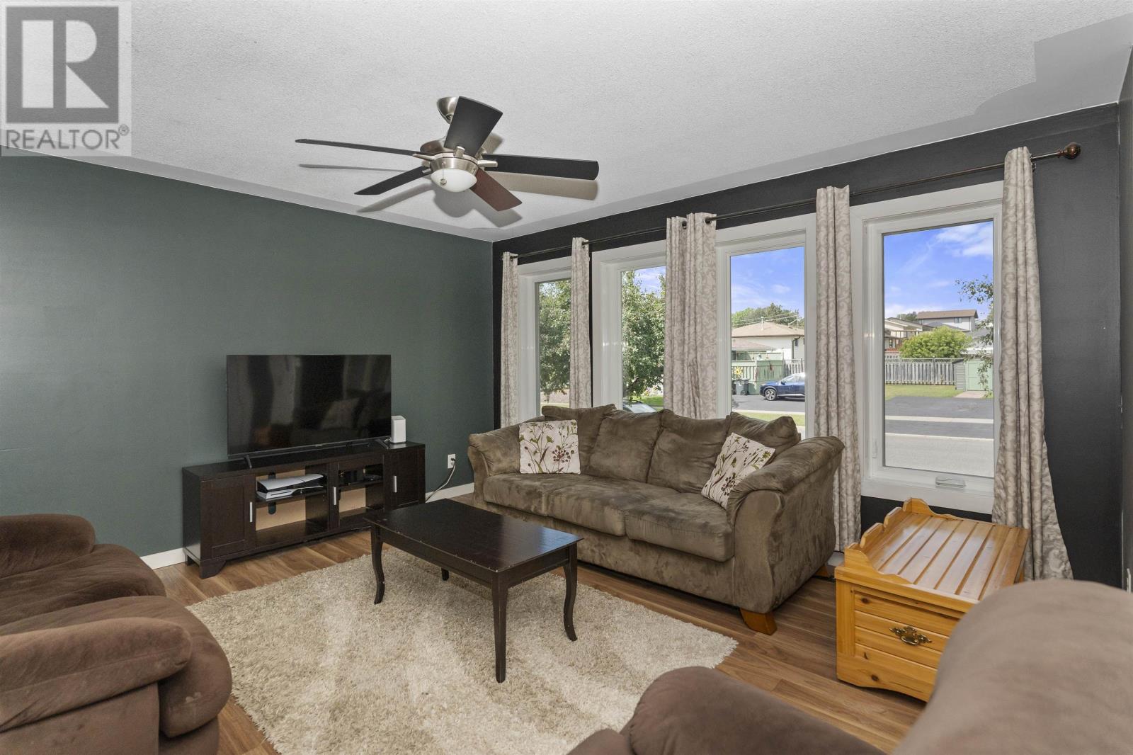 138 Iris Cres., Thunder Bay, Ontario P7A 7Z9 - Photo 7 - TB2602080