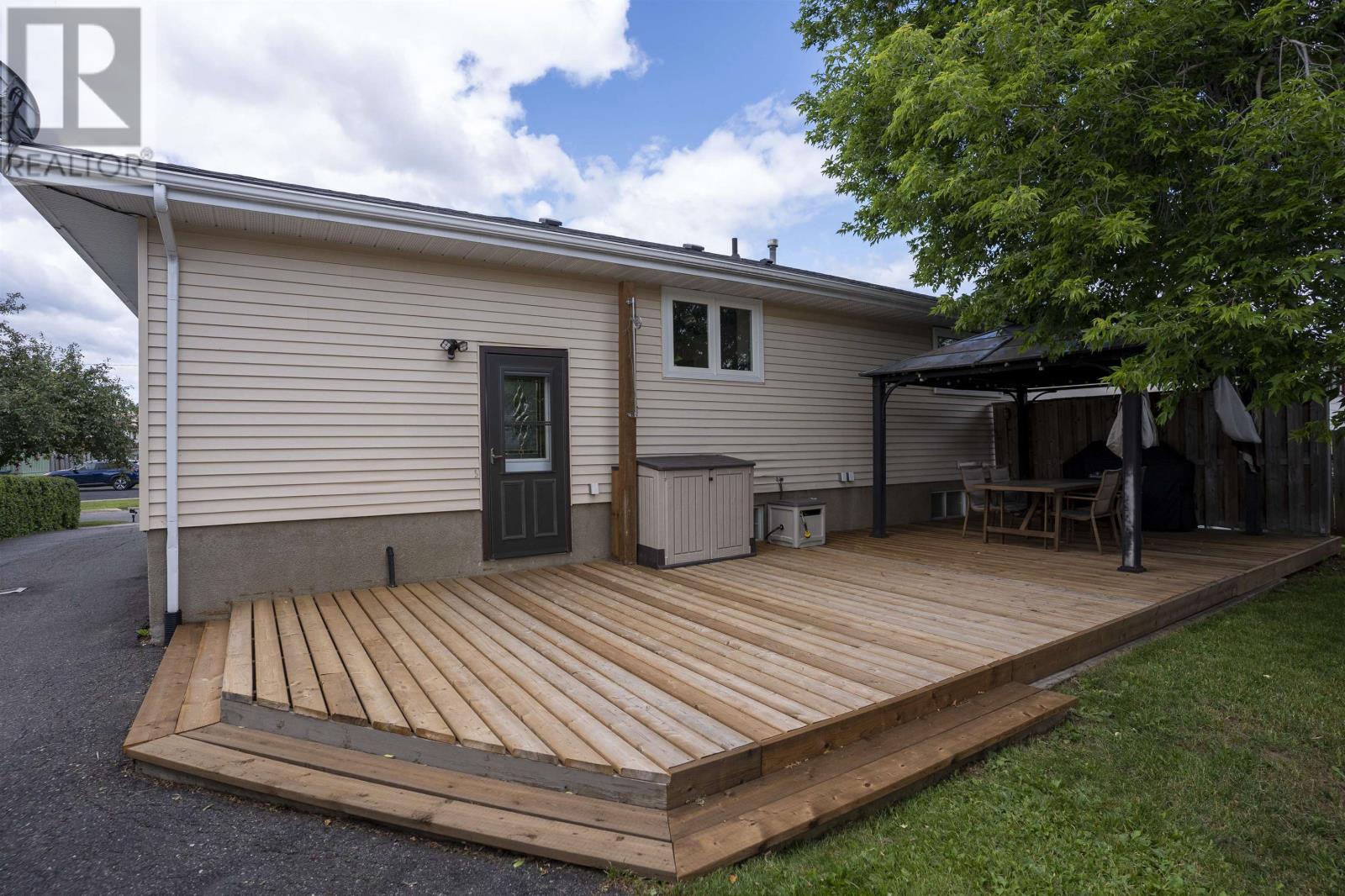 138 Iris Cres., Thunder Bay, Ontario P7A 7Z9 - Photo 5 - TB2602080
