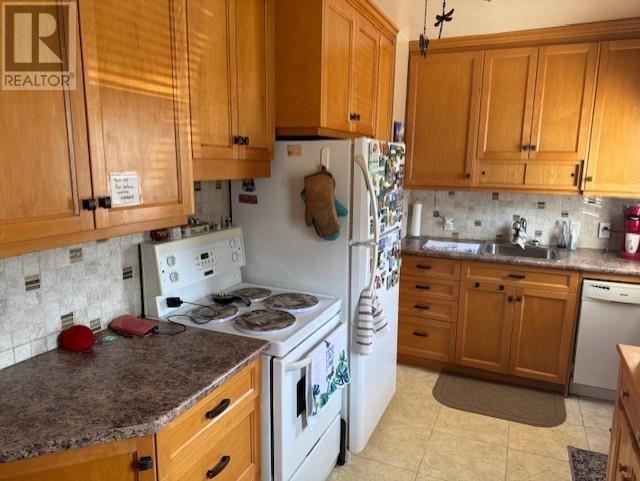 129 Ray Blvd, Thunder Bay, Ontario  P7B 4C5 - Photo 9 - TB2602167