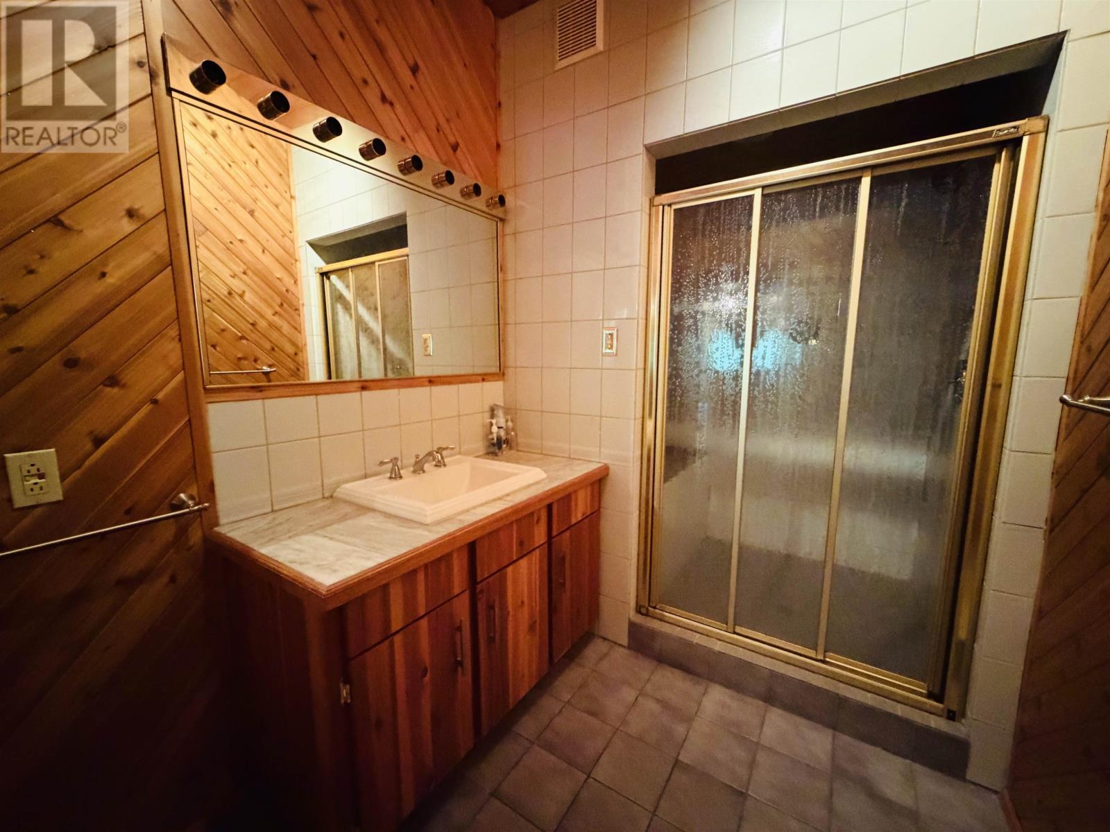239 Memorial Ave, Dryden, Ontario  P8N 2M6 - Photo 20 - TB2602179