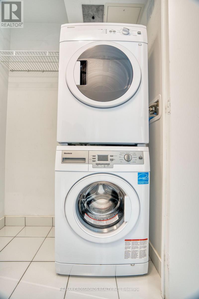 1815 - 181 Dundas Street E, Toronto, Ontario  M5A 0N5 - Photo 17 - C13625526