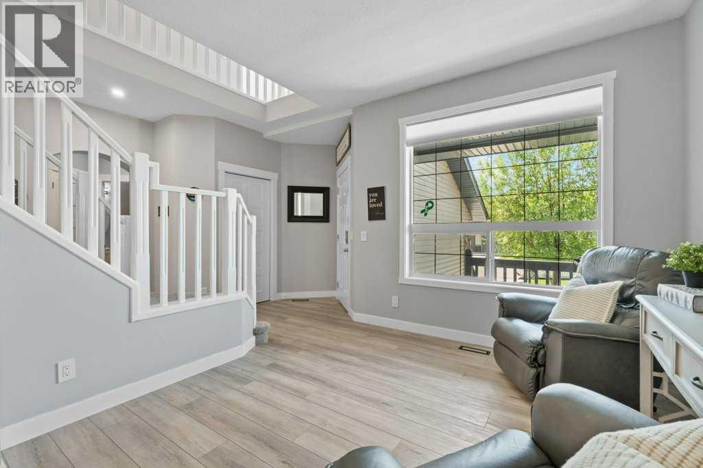 100 Drake Landing Common, Okotoks, Alberta  T1S 2M7 - Photo 4 - A2330045