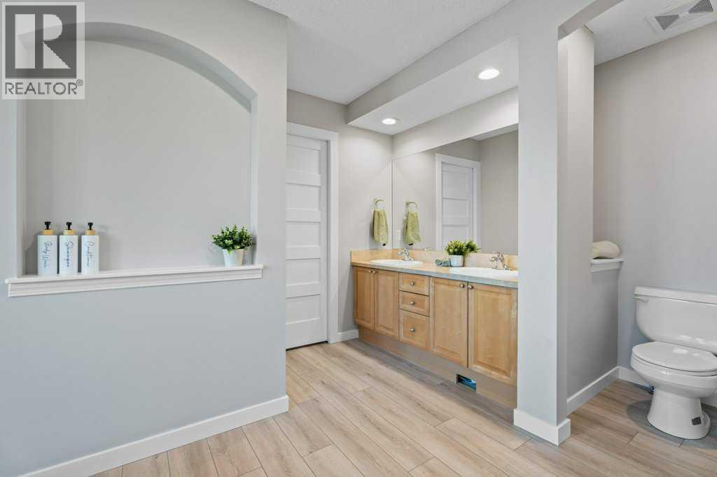 100 Drake Landing Common, Okotoks, Alberta  T1S 2M7 - Photo 26 - A2330045
