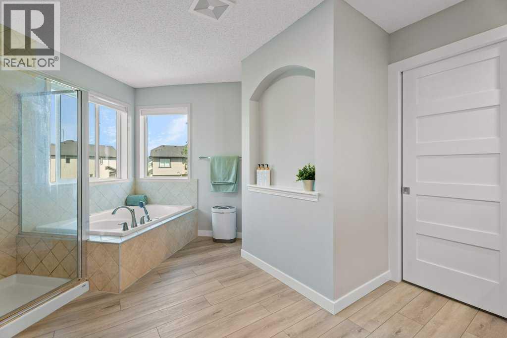 100 Drake Landing Common, Okotoks, Alberta  T1S 2M7 - Photo 24 - A2330045