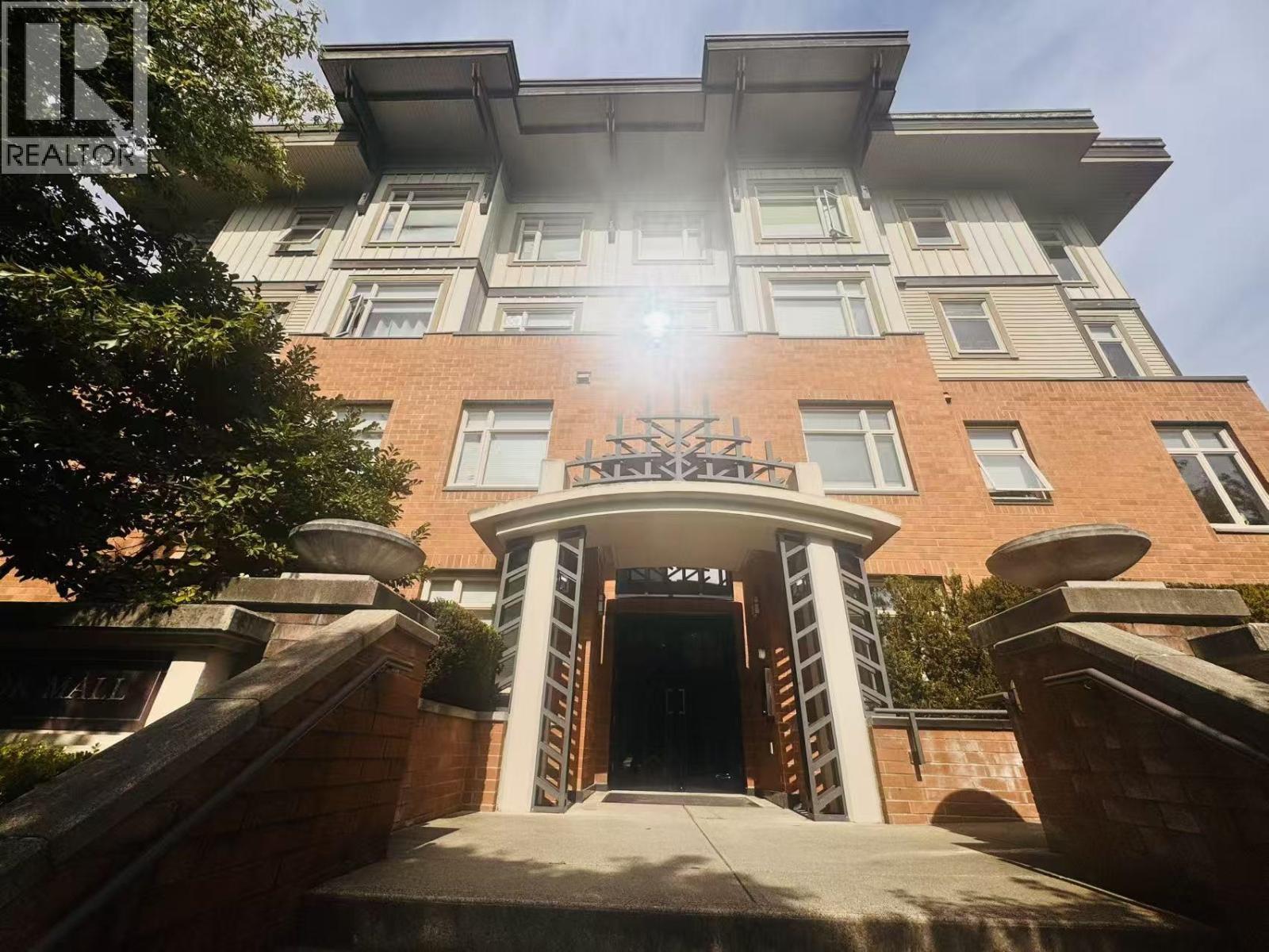 2250 WESBROOK MALL, Vancouver, British Columbia