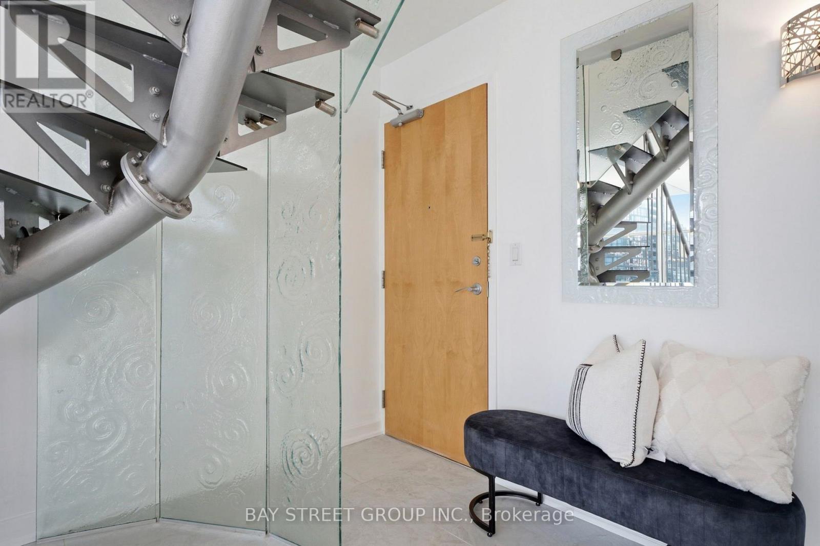 925 - 36 Blue Jays Way, Toronto, Ontario  M5V 3T3 - Photo 3 - C13623706