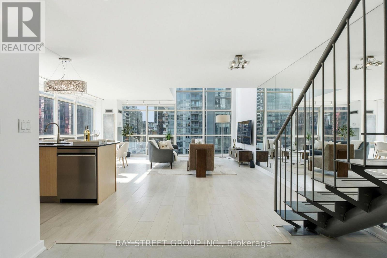 925 - 36 Blue Jays Way, Toronto, Ontario  M5V 3T3 - Photo 4 - C13623706