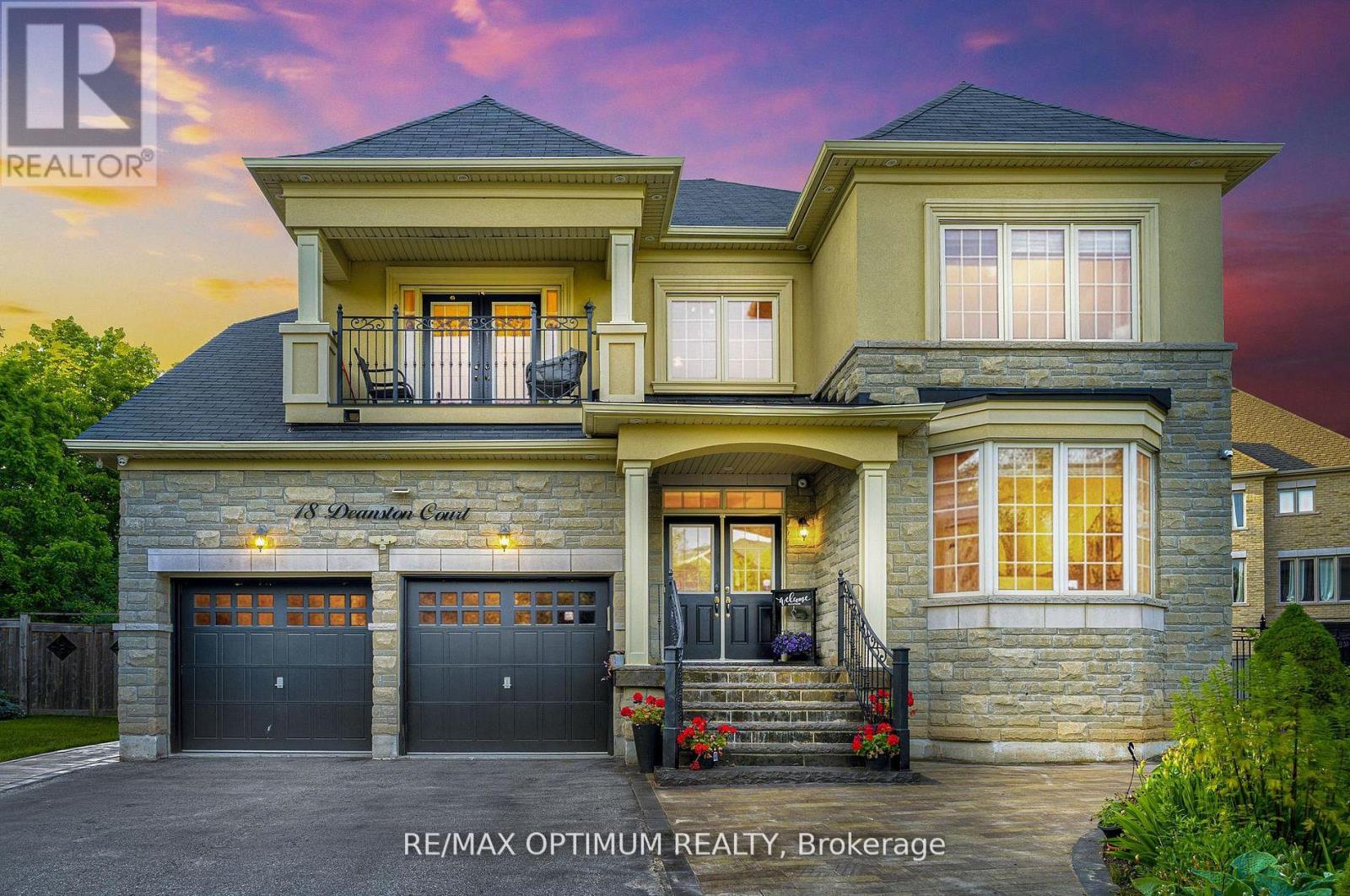 18 DEANSTON COURT, Brampton, Ontario
