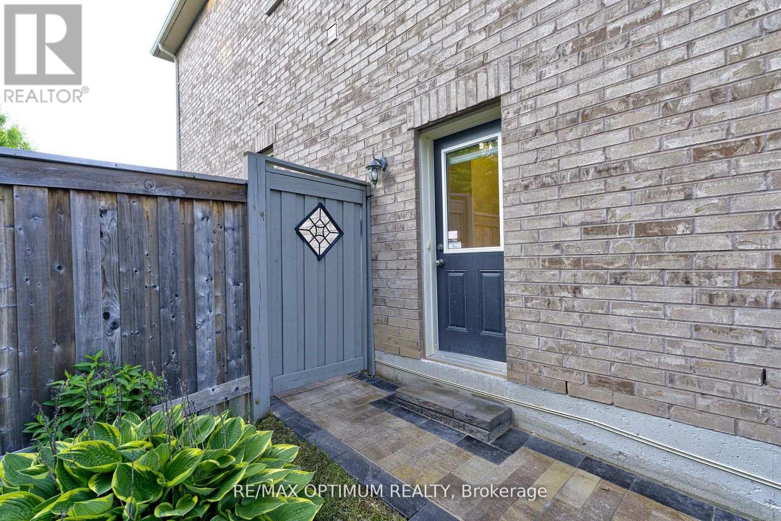18 Deanston Court, Brampton, Ontario  L6X 2Z7 - Photo 44 - W13625432