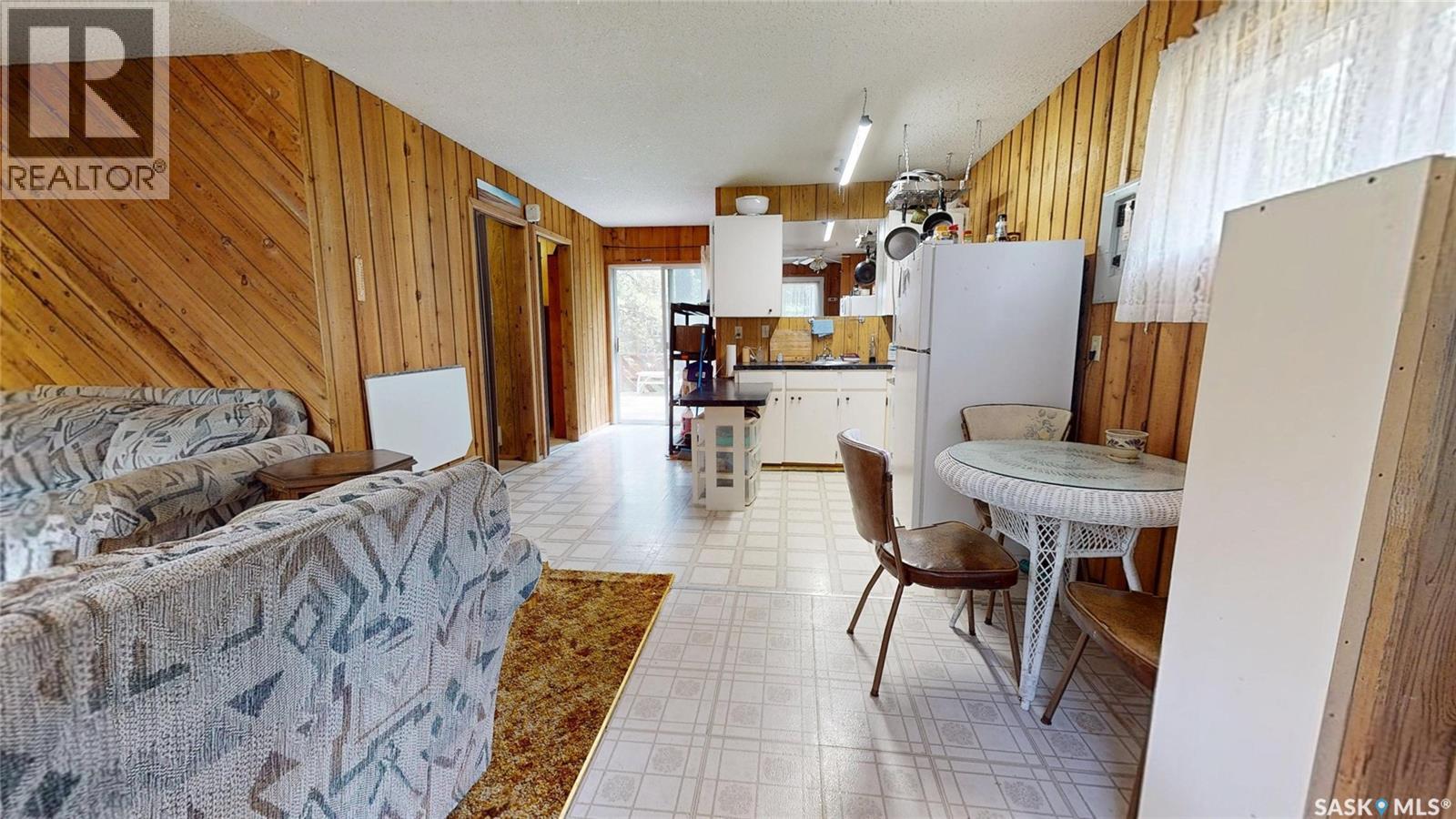 604 Pine Creek Crescent, Cypress Hills Provincial Park, Saskatchewan  S0N 1N0 - Photo 3 - SK044132