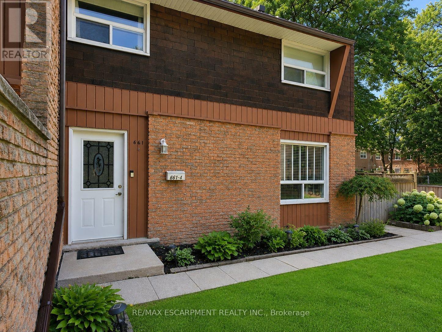 4 - 661 FRANCIS ROAD, Burlington, Ontario