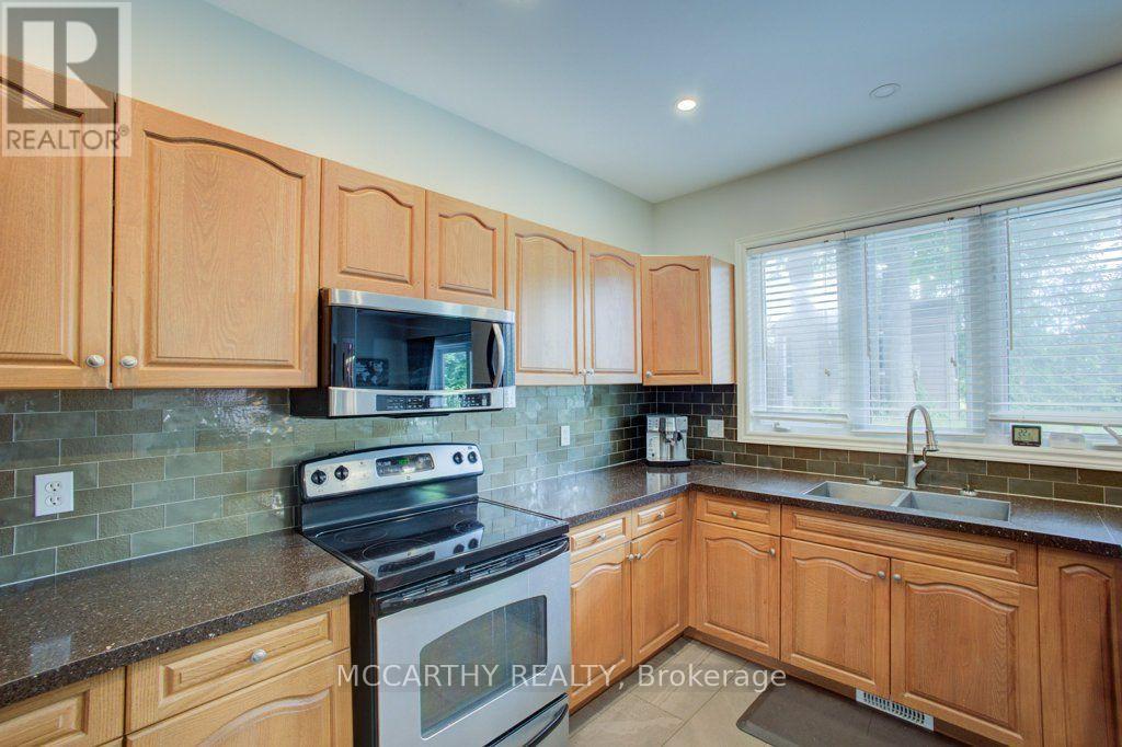 423 Old Village Lane, Shelburne, Ontario  L9V 3A5 - Photo 17 - X13560242