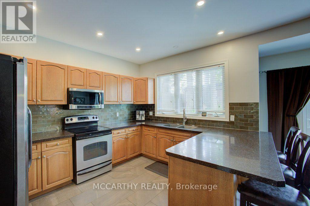 423 Old Village Lane, Shelburne, Ontario  L9V 3A5 - Photo 15 - X13560242