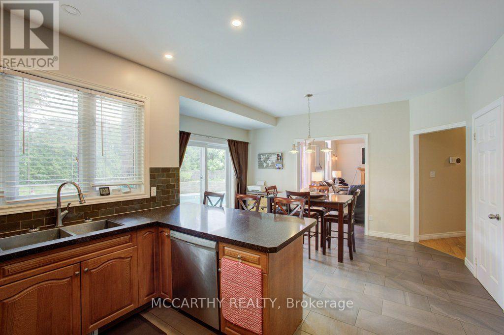 423 Old Village Lane, Shelburne, Ontario  L9V 3A5 - Photo 18 - X13560242