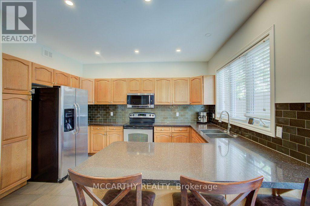 423 Old Village Lane, Shelburne, Ontario  L9V 3A5 - Photo 16 - X13560242