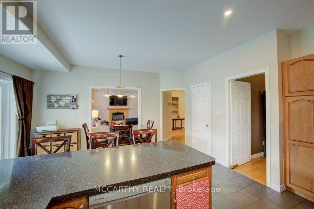 423 Old Village Lane, Shelburne, Ontario  L9V 3A5 - Photo 20 - X13560242
