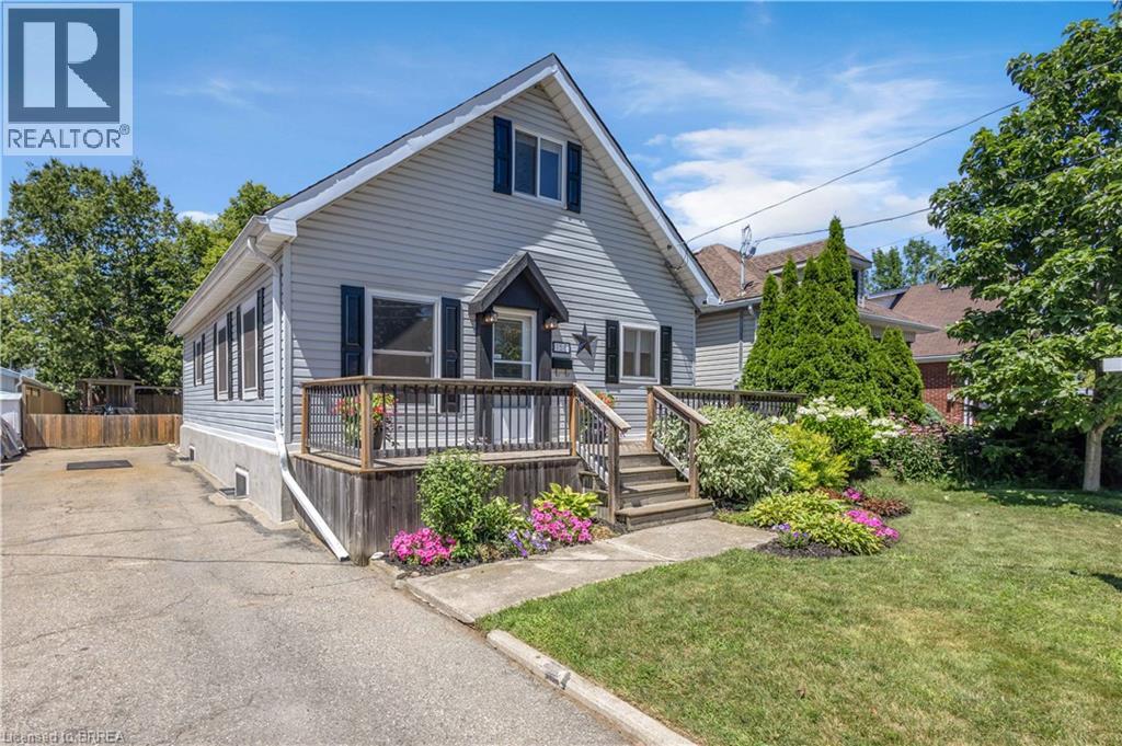 158 GRAND Street, brantford, Ontario