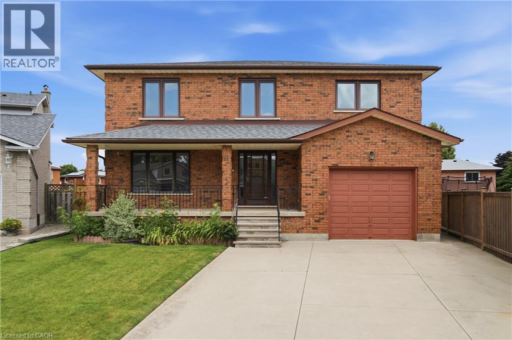 18 MARCEL Place, Hamilton, Ontario
