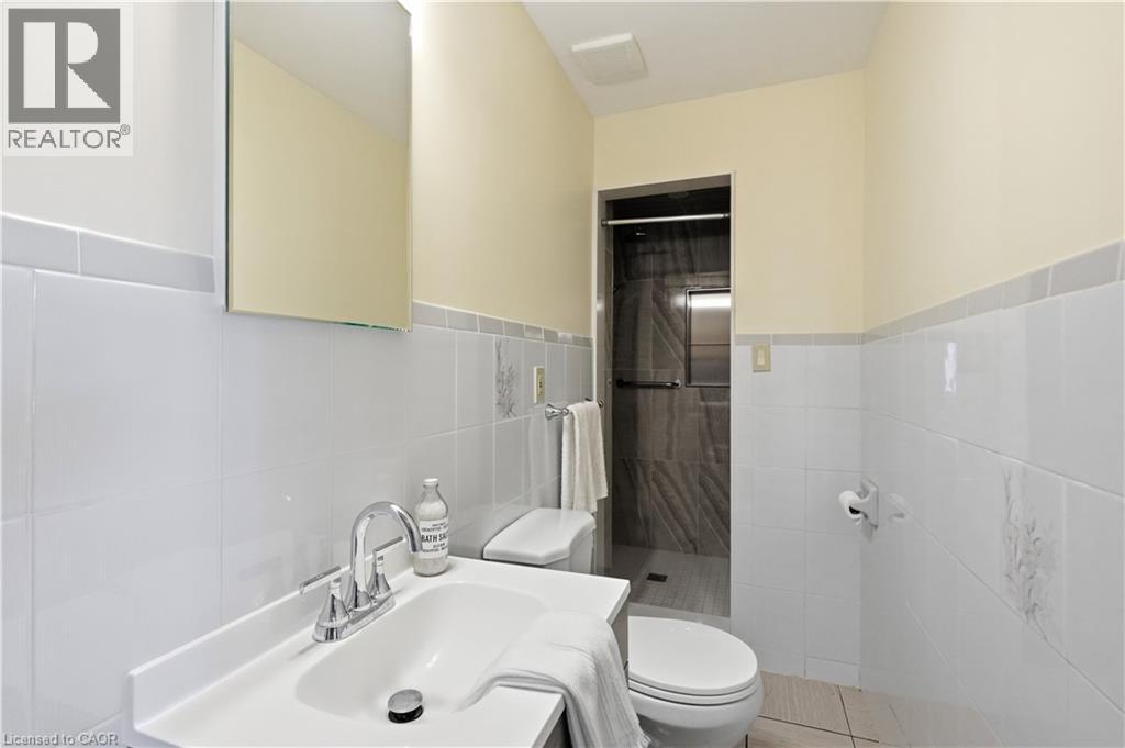 18 Marcel Place, Hamilton, Ontario  L9B 1W3 - Photo 23 - 40852357