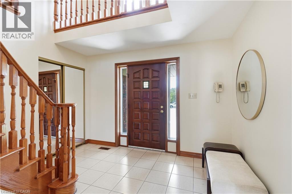 18 Marcel Place, Hamilton, Ontario  L9B 1W3 - Photo 5 - 40852357