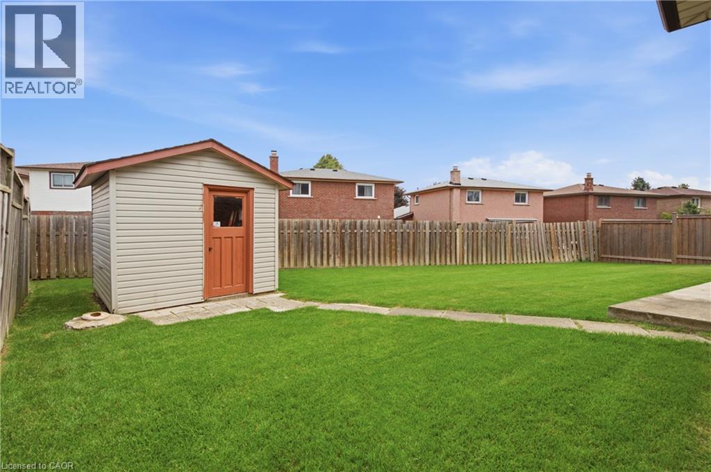 18 Marcel Place, Hamilton, Ontario  L9B 1W3 - Photo 3 - 40852357
