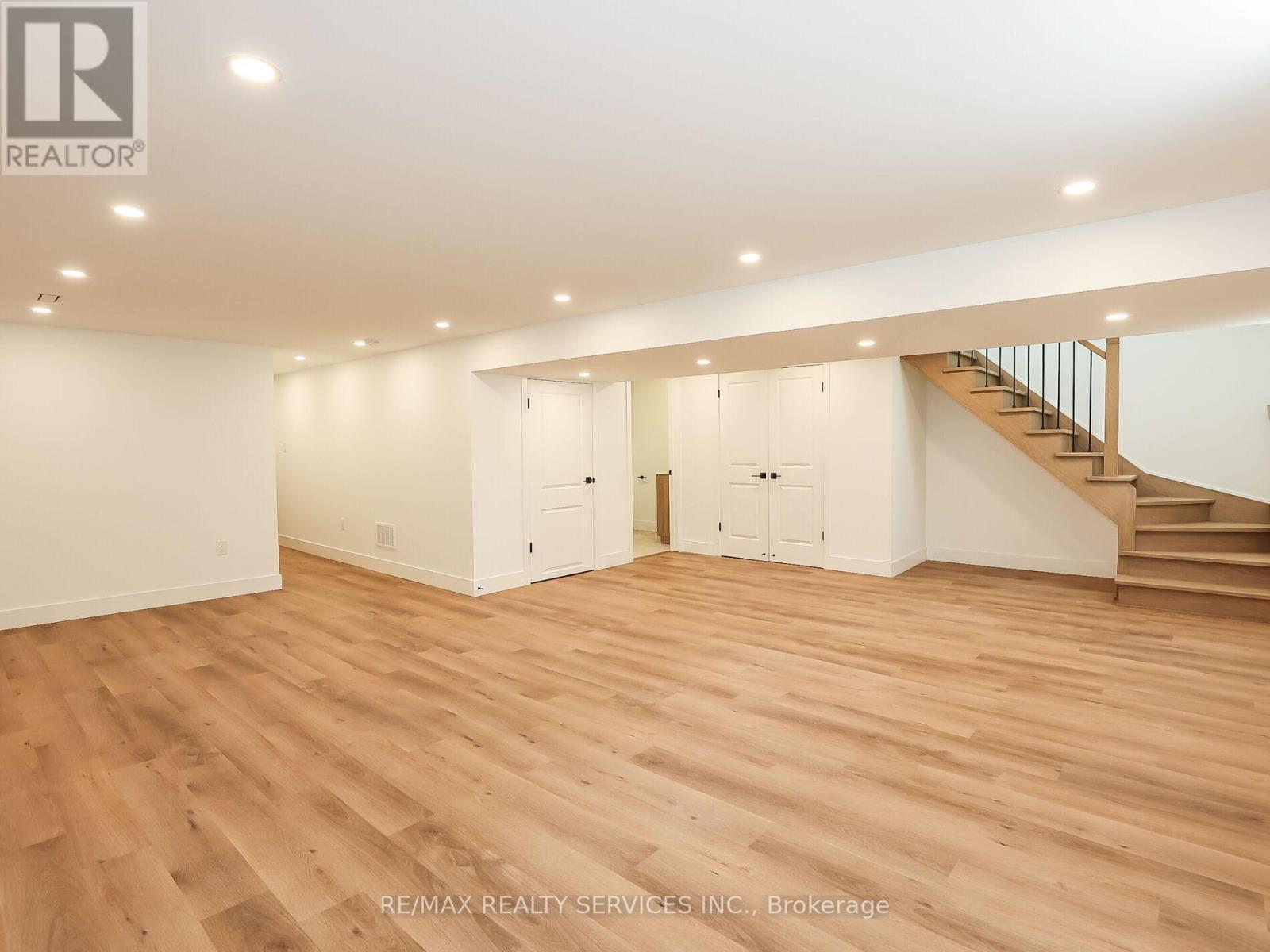 6364 Sherwood Road, Niagara Falls, Ontario  L2E 5L8 - Photo 10 - X13625434