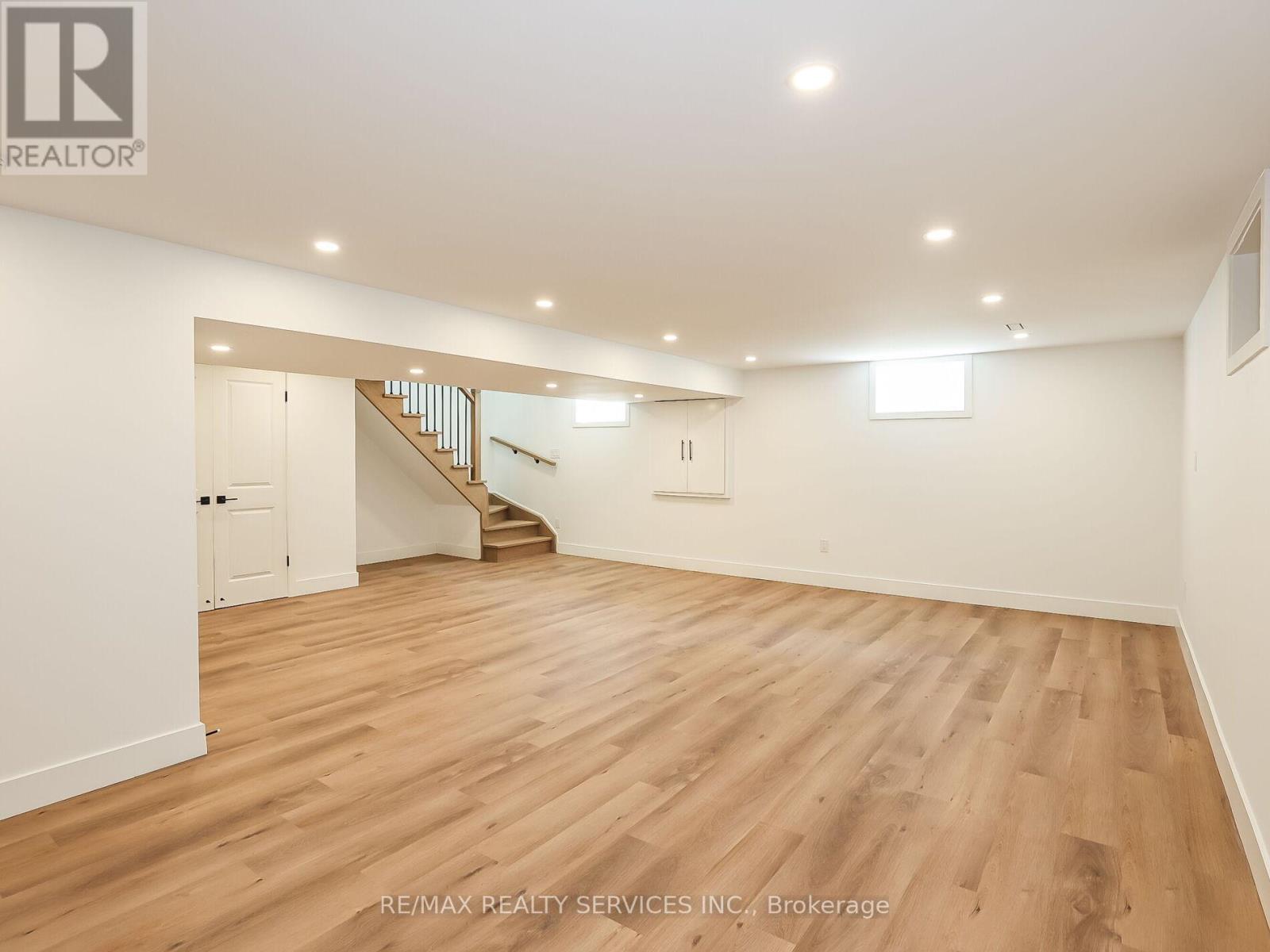6364 Sherwood Road, Niagara Falls, Ontario  L2E 5L8 - Photo 11 - X13625434