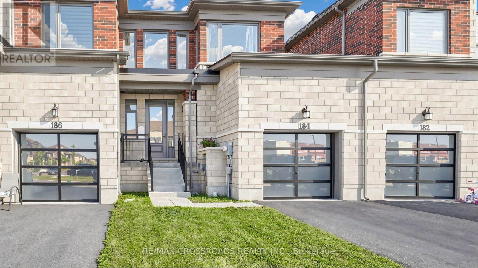 184 Huntingford Trail, Woodstock, Ontario  N4T 0M4 - Photo 3 - X13625456
