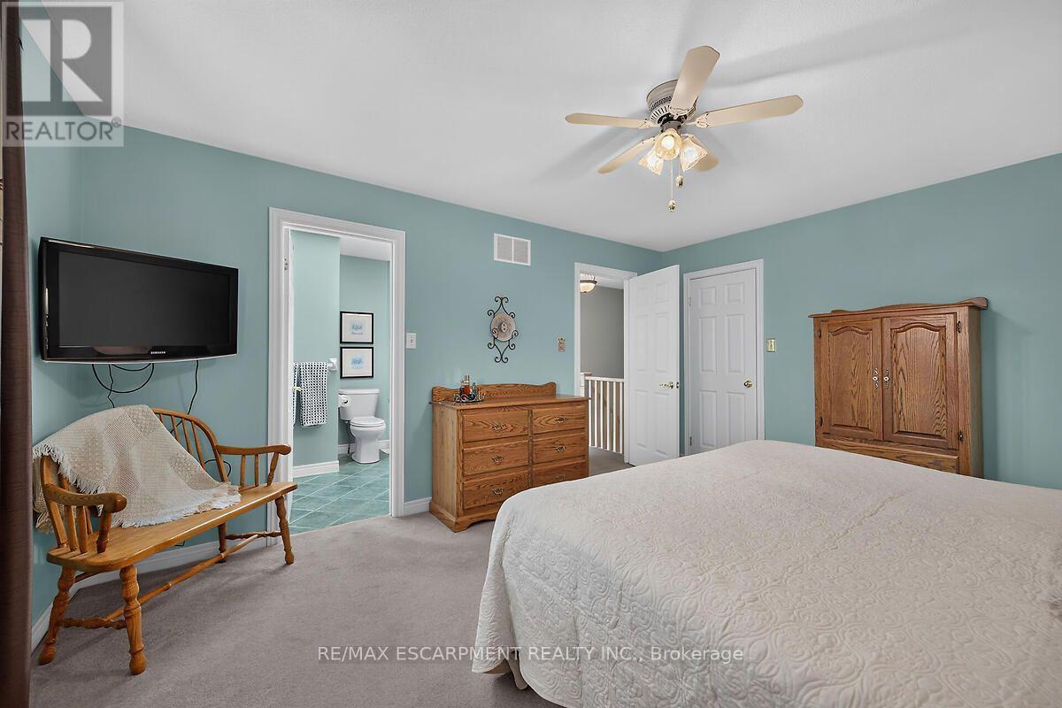 25 Eric Burke Court, Hamilton, Ontario  L9A 5J9 - Photo 25 - X13625524