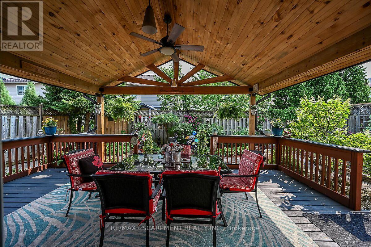25 Eric Burke Court, Hamilton, Ontario  L9A 5J9 - Photo 42 - X13625524
