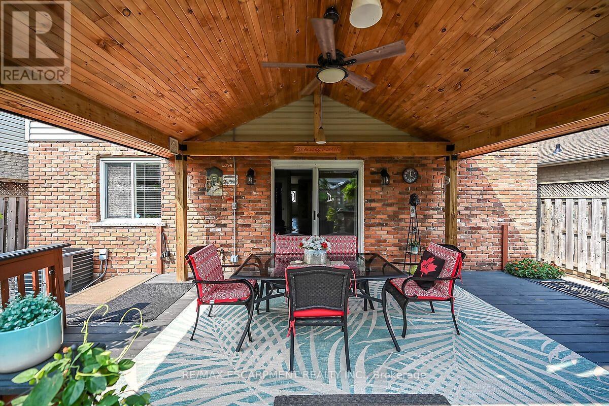 25 Eric Burke Court, Hamilton, Ontario  L9A 5J9 - Photo 44 - X13625524