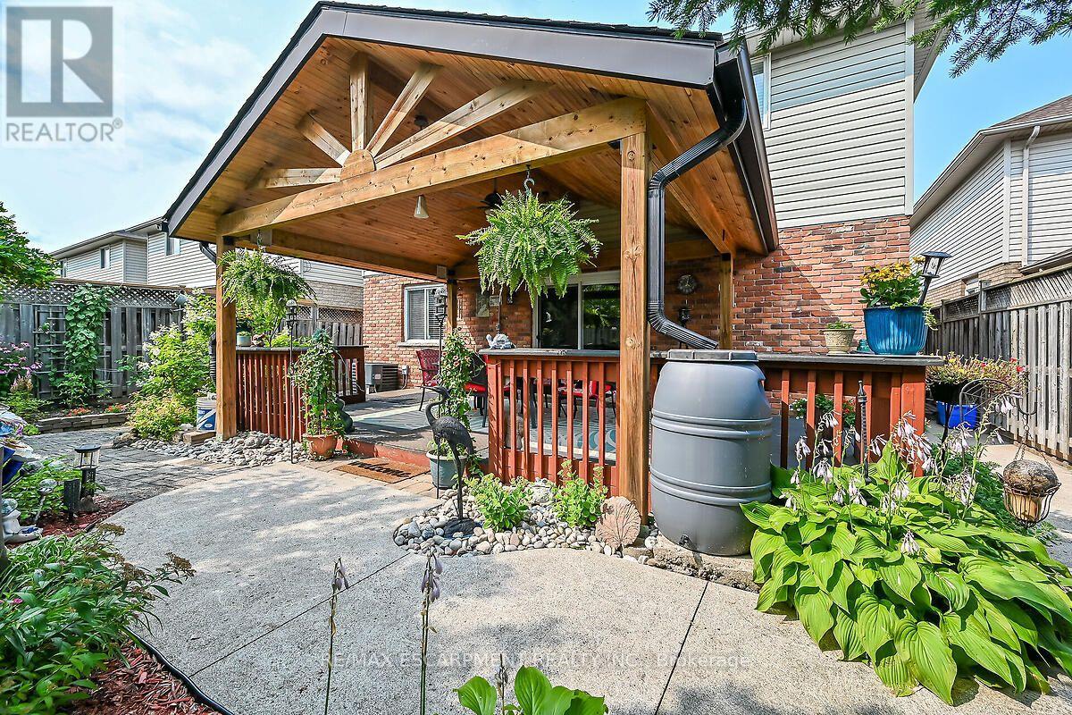 25 Eric Burke Court, Hamilton, Ontario  L9A 5J9 - Photo 47 - X13625524