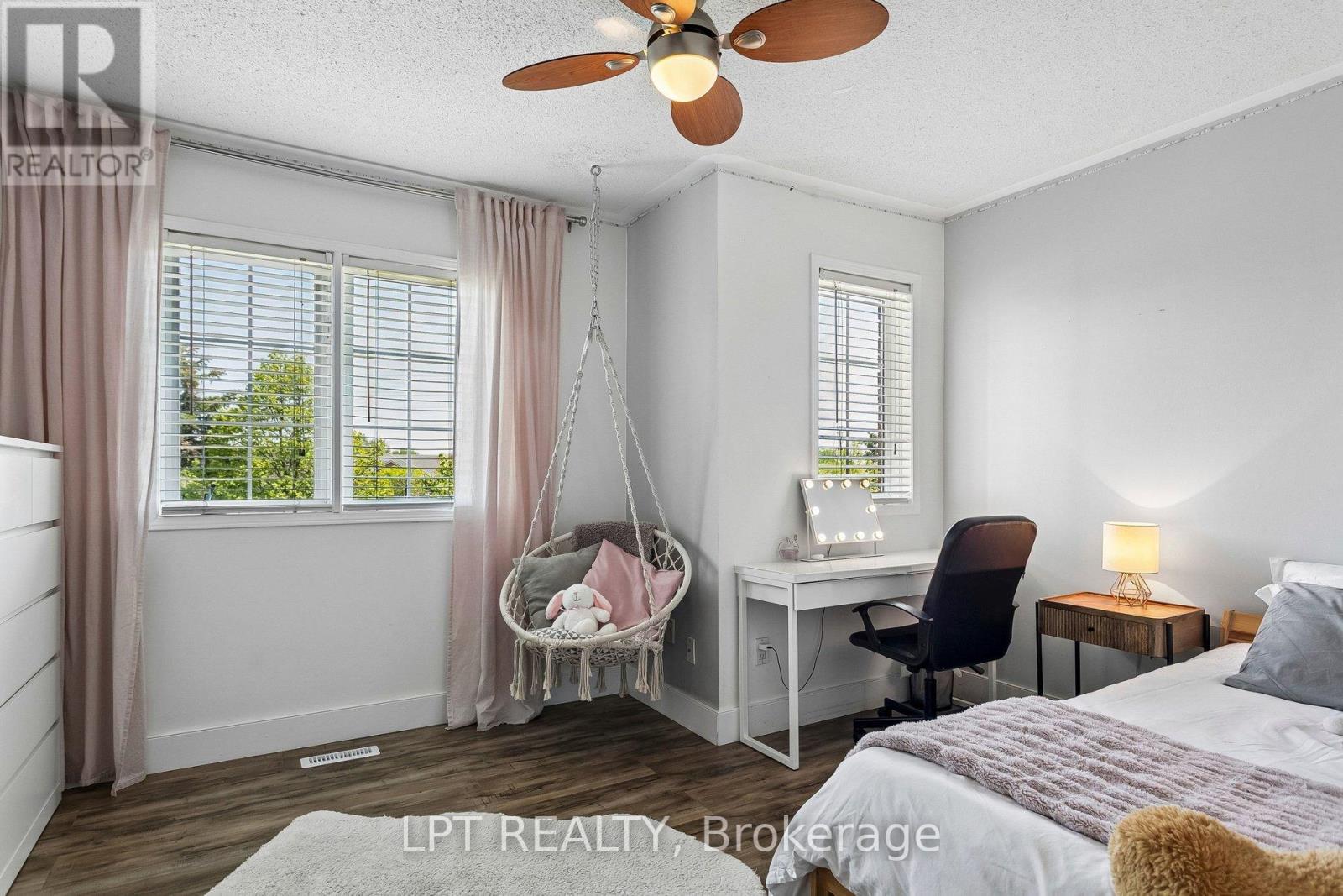 37 - 6060 Snowy Owl Crescent, Mississauga, Ontario  L5N 7K3 - Photo 23 - W13562430