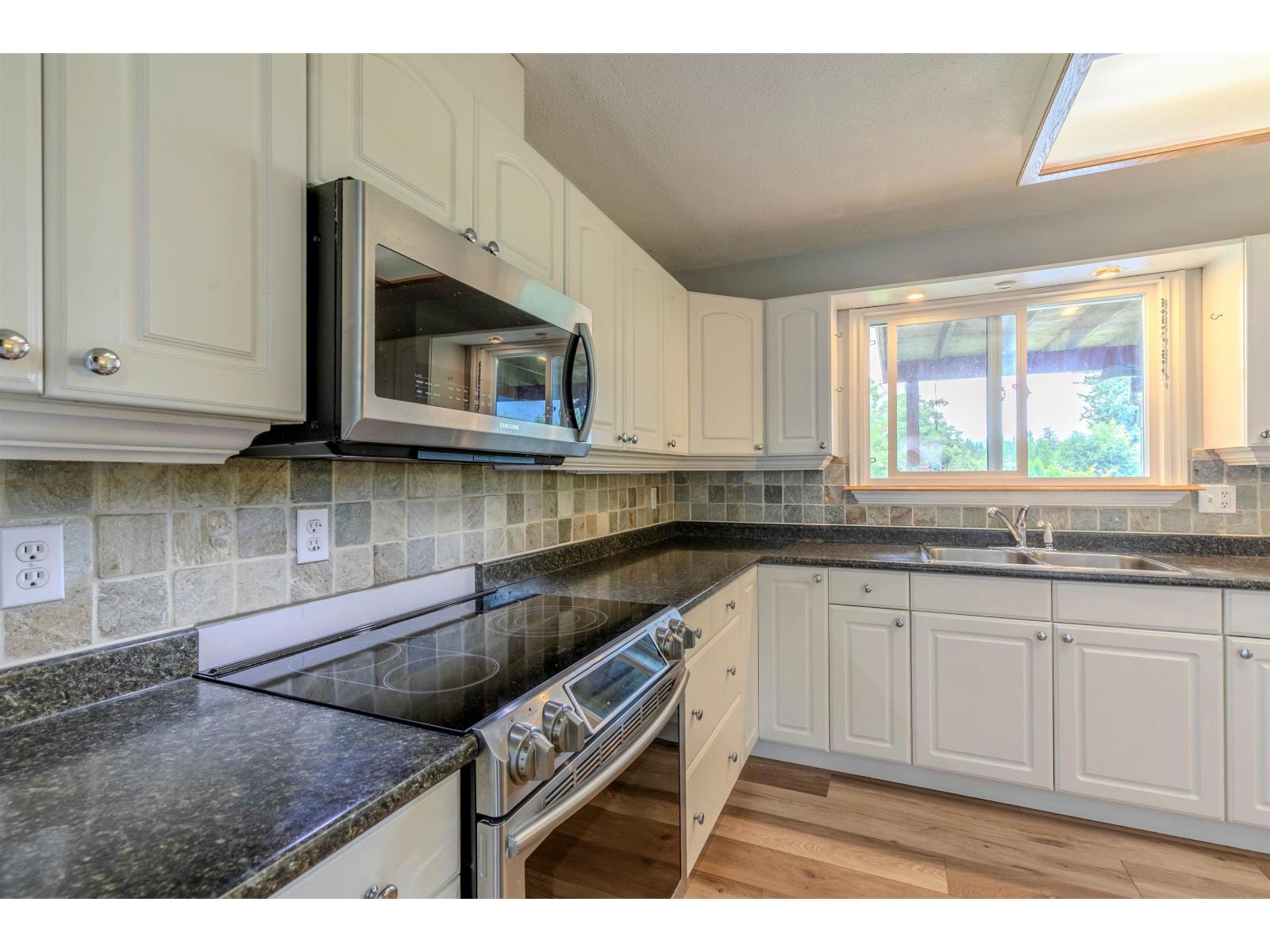 35073 Ewert Avenue, Mission, British Columbia  V2V 6S7 - Photo 10 - R3151567