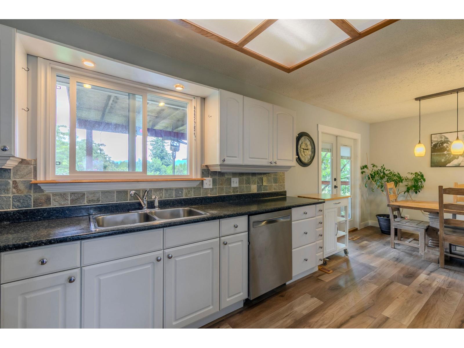 35073 Ewert Avenue, Mission, British Columbia  V2V 6S7 - Photo 11 - R3151567