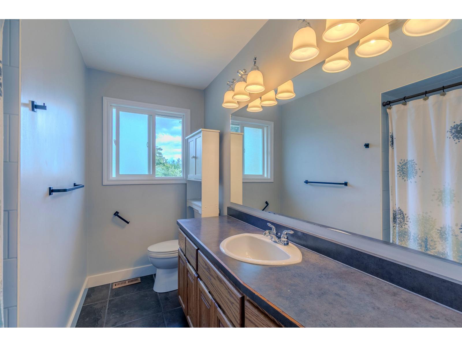 35073 Ewert Avenue, Mission, British Columbia  V2V 6S7 - Photo 14 - R3151567