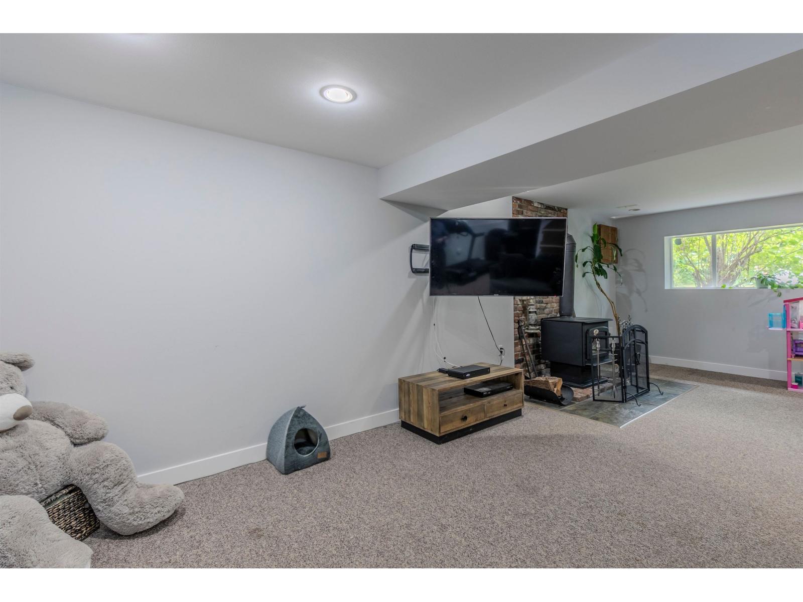 35073 Ewert Avenue, Mission, British Columbia  V2V 6S7 - Photo 23 - R3151567