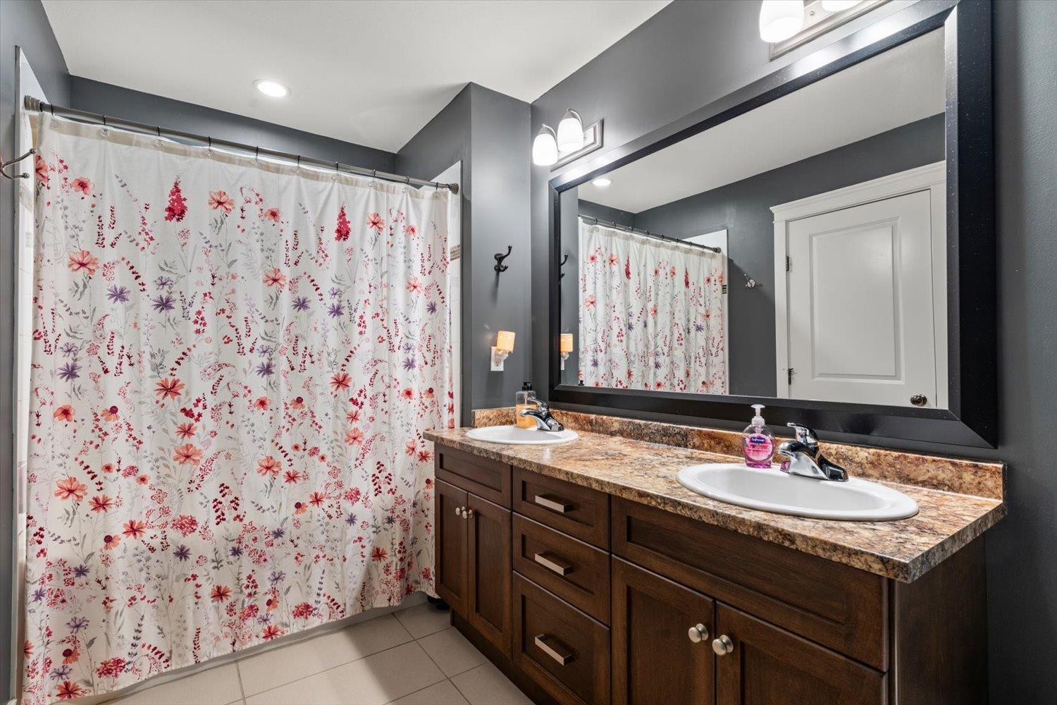 13 45137 Nicomen Crescent, Garrison Crossing, Chilliwack, British Columbia  V2R 0R3 - Photo 24 - R3151000