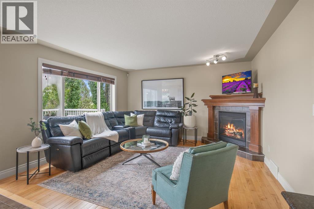 250 Addington Drive, Red Deer, Alberta  T4R 3N4 - Photo 4 - A2332207