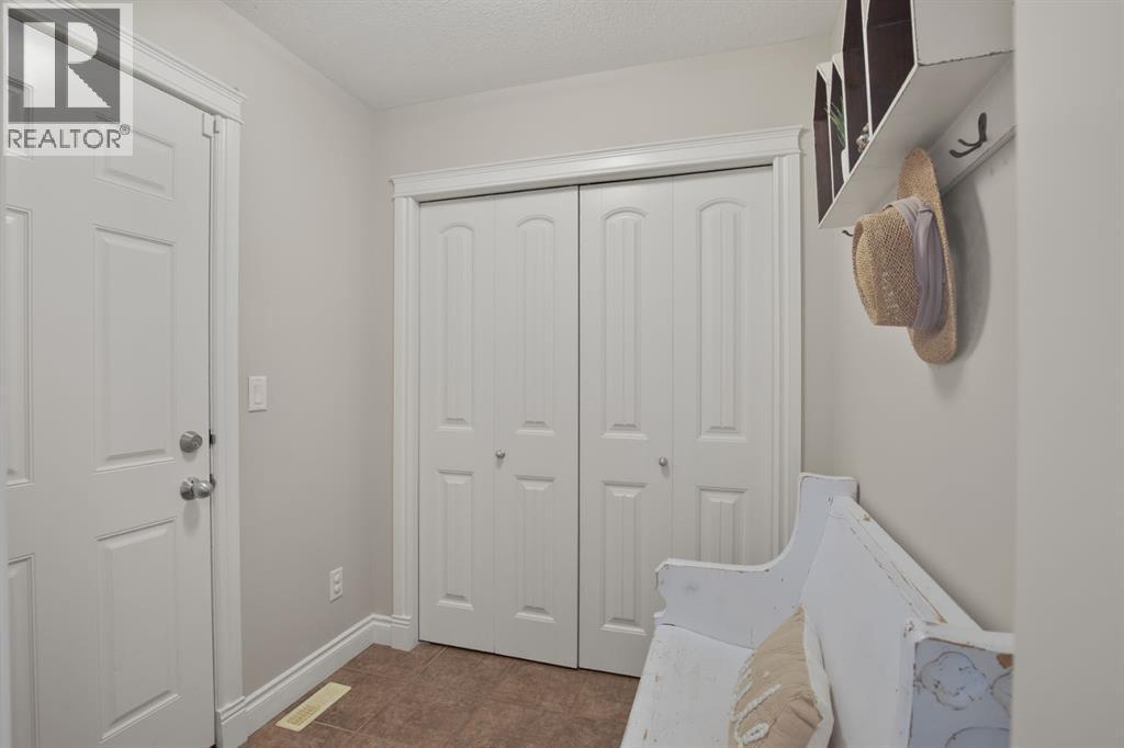 250 Addington Drive, Red Deer, Alberta  T4R 3N4 - Photo 12 - A2332207