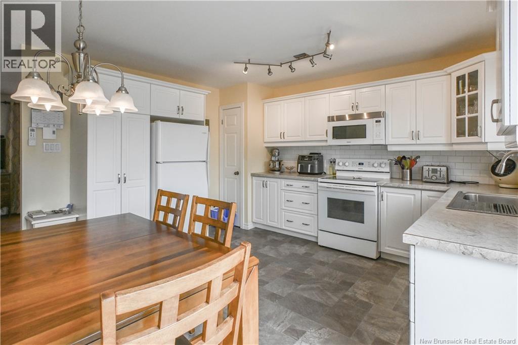 33 De La Baie Street, Maisonnette, New Brunswick  E8N 2A9 - Photo 15 - NB139992