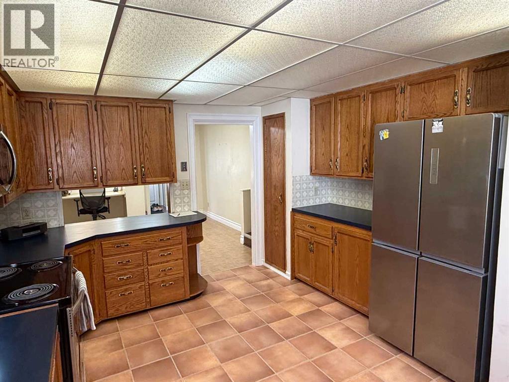 104 7 Avenue N, Vulcan, Alberta  T0L 2B0 - Photo 4 - A2299542