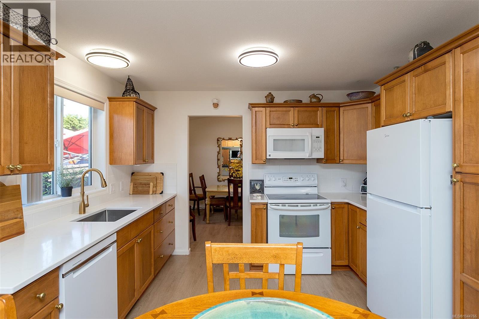 20 Eagle Lane, View Royal, British Columbia  V9A 7M2 - Photo 15 - 1044766