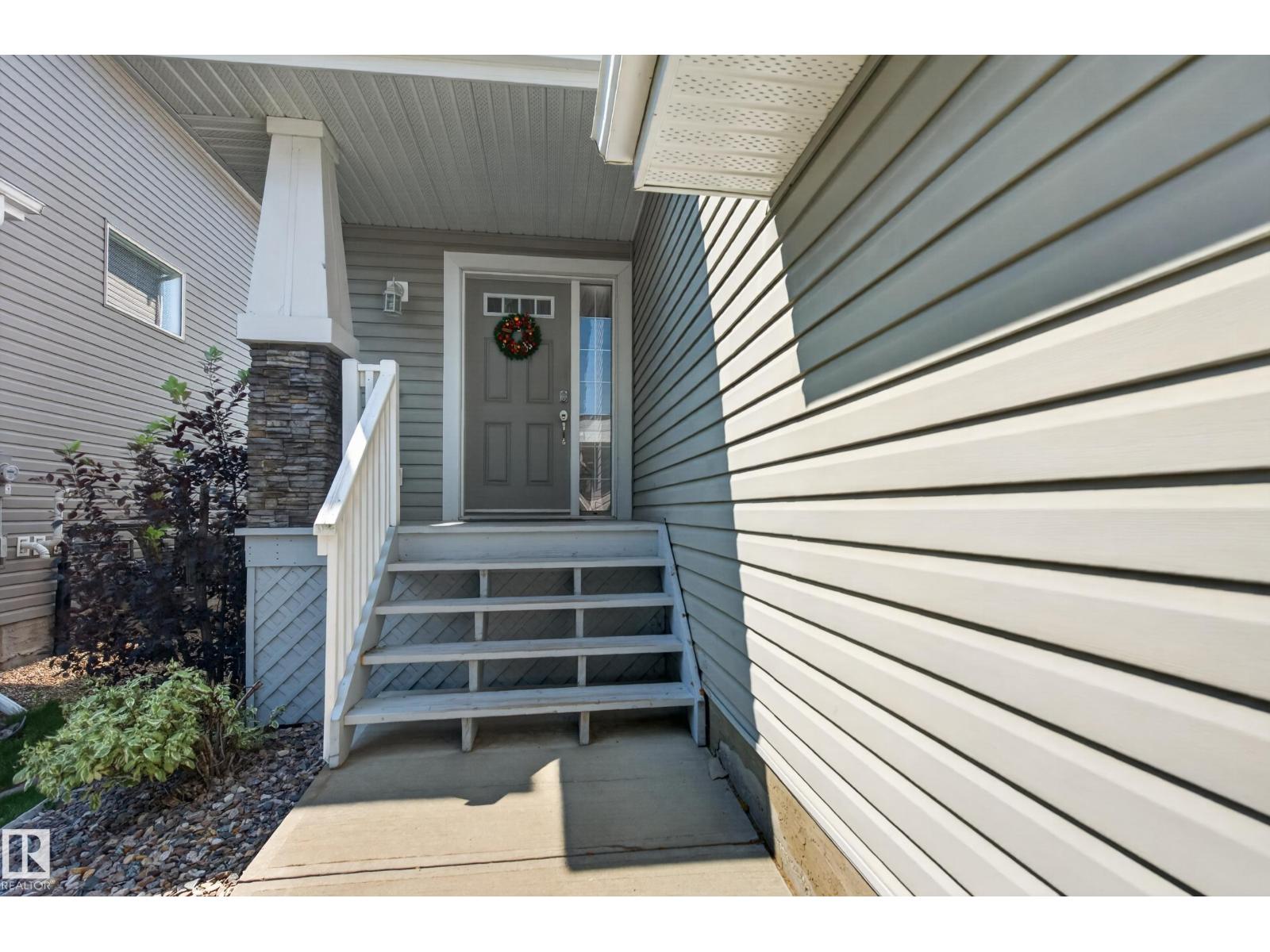 124 Keystone Cr, Leduc, Alberta  T9E 0M6 - Photo 4 - E4501584