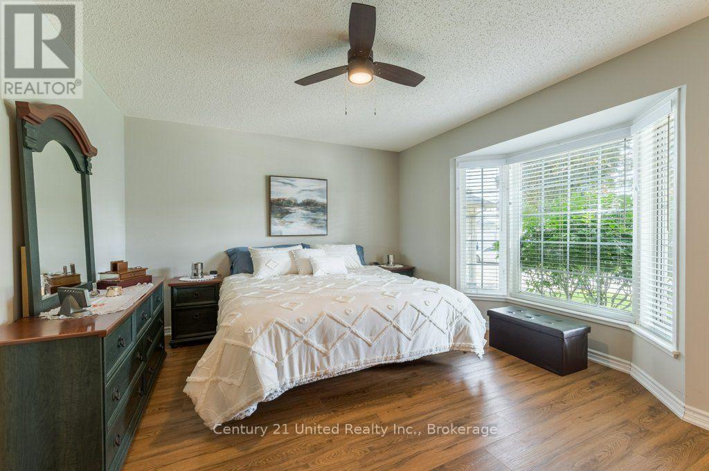 11 Algonquin Trail, Clarington, Ontario  L1B 1A1 - Photo 22 - E13625768