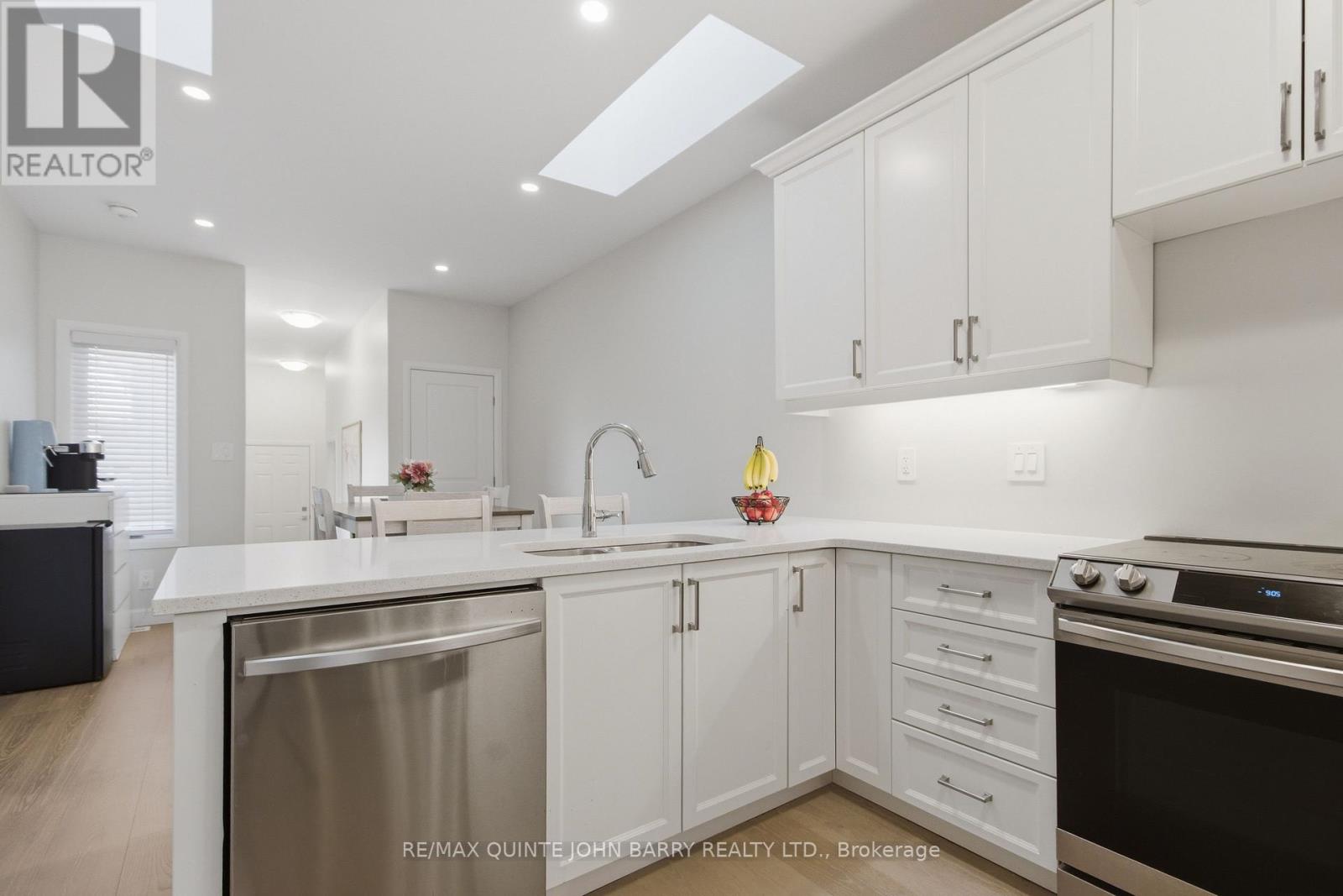 55 Athabaska Drive, Belleville, Ontario  K8N 0T1 - Photo 9 - X13625632