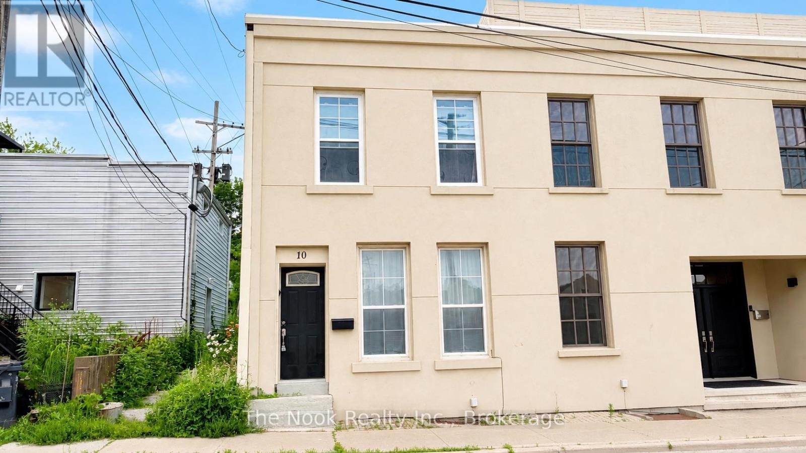 10 CAVAN STREET, Port Hope, Ontario