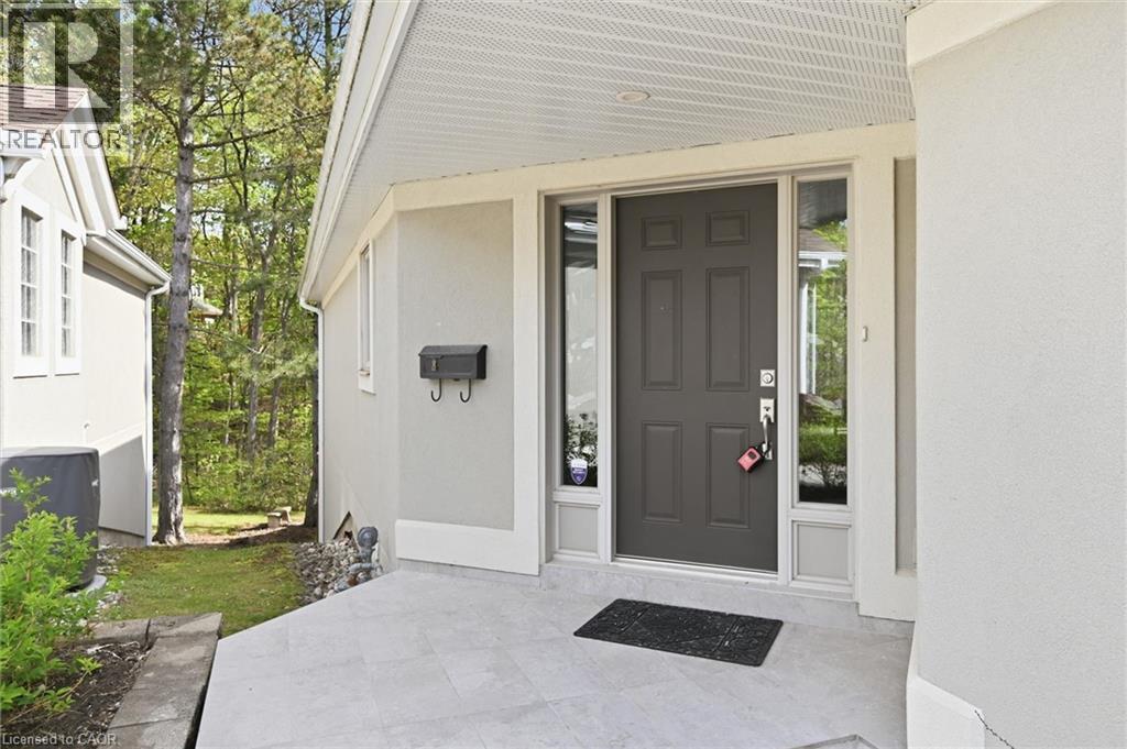 1095 Skyview Drive Unit# 4, Burlington, Ontario  L7P 4W7 - Photo 4 - 40828345